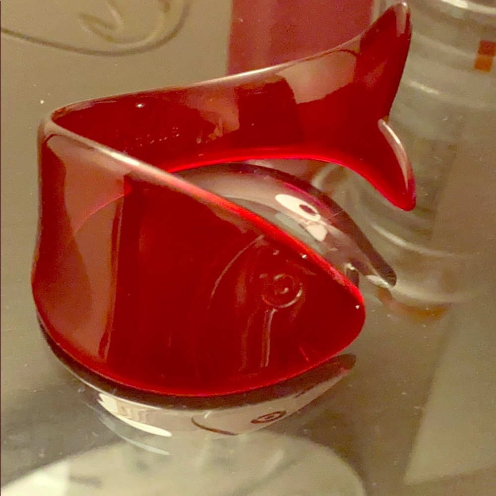 Marc Jacobs wrap fish bracelet in red